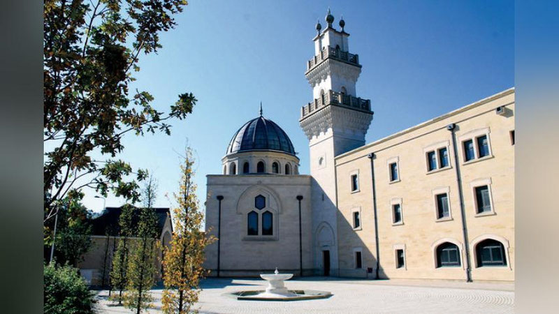 'Ўзбекистонлик мутахассислар Оксфорд ислом тадқиқотлари маркази билан ҳамкорлик қилади'ning rasmi