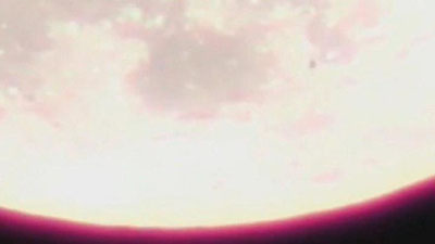 Изрображение 'Телескоп зафиксировал загадочные фигуры у поверхности Луны (видео)'