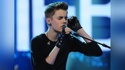 '​ЖАСТИН БИБЕР АВТОМОБИЛДА УНИ ТАЪҚИБ ҚИЛГАН ПАПАРАЦЦИНИ УРИБ КЕТДИ (ВИДЕО)'ning rasmi