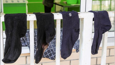 Изрображение 'ПРИВЫЧКА НЮХАТЬ ГРЯЗНЫЕ НОСКИ ДОВЕЛИ КИТАЙЦА ДО РЕАНИМАЦИИ'