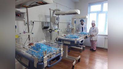 'Andijonda uch egizak tug`ildi. Ularga Umar, Holid va Ali ismlarini qo`yishmoqchi'ning rasmi