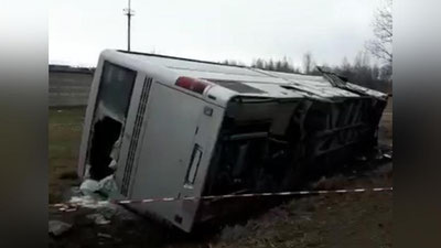 Изрображение 'В Сырдарьинской области опрокинулся автобус: пострадали 20 пассажиров'