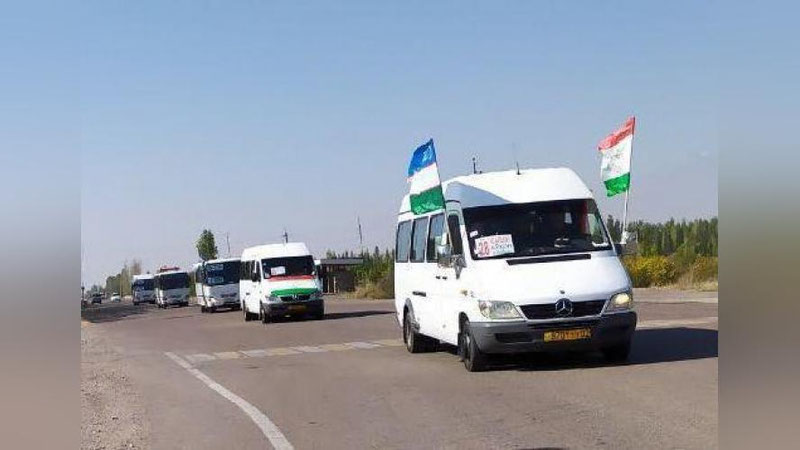 'O`zbekiston va Tojikiston o`rtasida yangi avtobus qatnovi yo`lga qo`yildi'ning rasmi