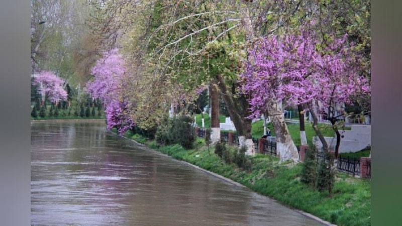 Изрображение 'ОТКУДА СТОЛИЦА БЕРЕТ ВОДУ?'