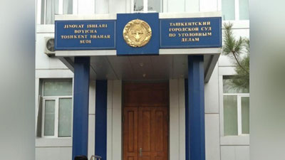 'Homilador kelinoyisini 16 marta pichoqlagan yigit 15 yilga qamaldi'ning rasmi