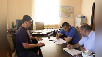 'MIB direktori o`rinbosari Jizzax viloyatida sayyor qabul o`tkazdi'ning rasmi