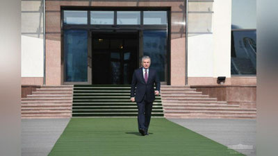 'Prezident Qoraqalpog`istonga jo`nab ketdi'ning rasmi