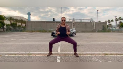 Изрображение 'Актер Жан-Клод Ван Дамм станцевал в музыкальном клипе (видео)'