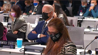 Изрображение 'Джо Байден чуть не уснул на заседании климатического саммита в Глазго (видео)'