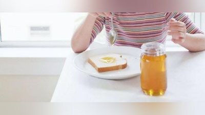 Изрображение 'В ежедневный рацион детсадов и больниц могут включить мед'