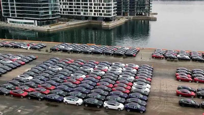 '"Tesla" 2021 yilda elektromobillarni egallariga etkazib berish bo`yicha rekord o`rnatdi'ning rasmi