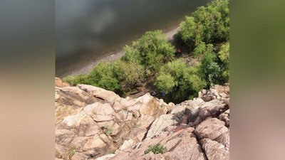 Изрображение 'В Таиланде узбекистанец в погоне за эффектным селфи сорвался со скалы и погиб'