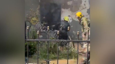 Изрображение 'В махалле в Ташкенте произошел пожар: пламя затронуло 3 дома (видео)'