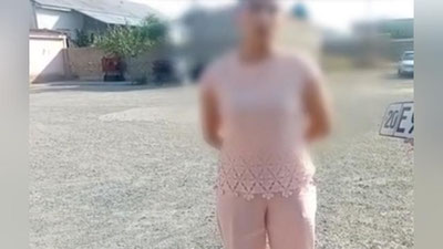 Изрображение 'В Джизакской области автоледи сняла автомобильный номер, торопясь на свадьбу (видео)'