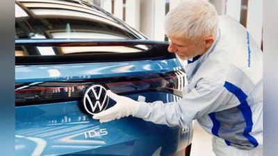 'Volkswagen биринчи марта бутунлай электромобилларни ишлаб чиқаришни йўлга қўйди'ning rasmi