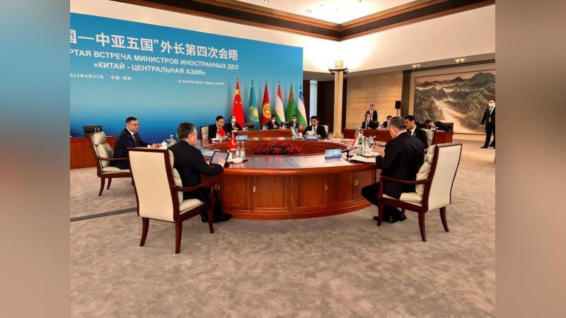 'Xitoy Markaziy Osiyo davlatlarining hududiy yaxlitligi va mustaqilligini to`liq qo`llab-quvvatlaydi'ning rasmi