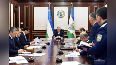 'Shavkat Mirziyoev huzurida energiya ta`minoti sohasida nazorat tizimini tartibga solish chora-tadbirlari yuzasidan yig`ilish bo`lib o`tdi'ning rasmi