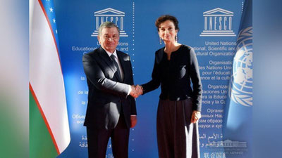 'Shavkat Mirziyoev YuNESKO Bosh direktori bilan uchrashdi'ning rasmi