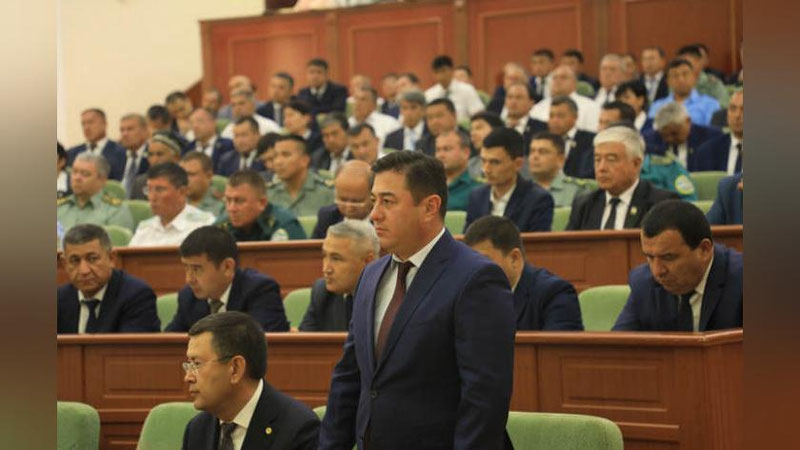 'Bahodir Po`latov Surxondaryo viloyatiga hokim etib tayinlandi'ning rasmi