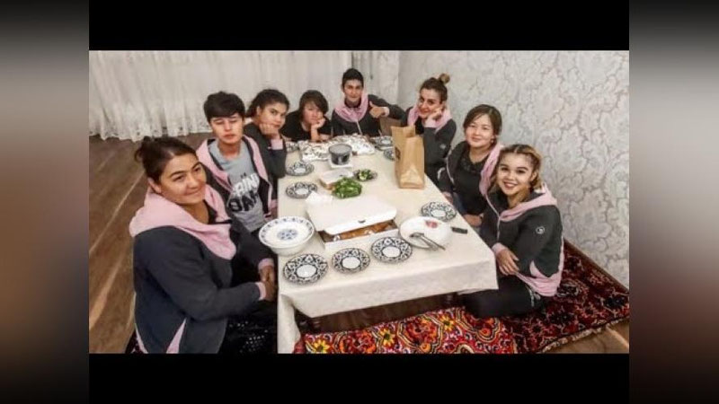 '"Зирапча" кўрсатувининг иштирокчисига ҳукм ўқилди...'ning rasmi
