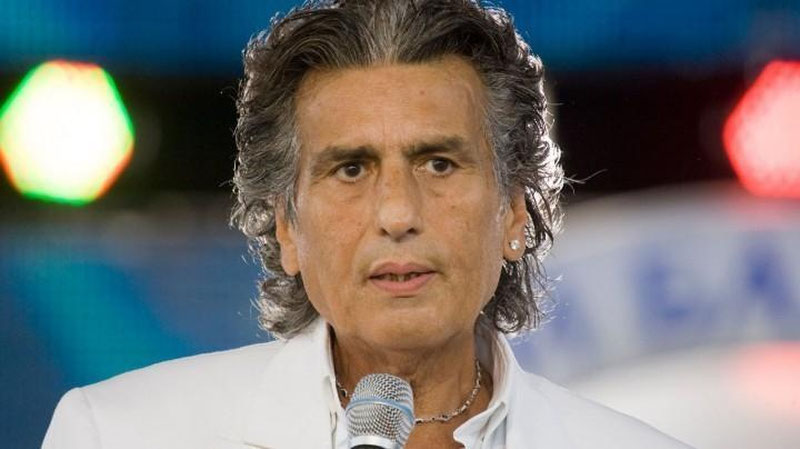 'Italiyalik mashhur qo`shiqchi Toto Kutuno vafot etdi'ning rasmi