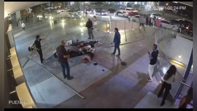 'Meksikada tungi klub balkoni qulab tushdi'ning rasmi