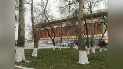 Изрображение 'Бывший ГУМ в Ташкенте продадут на аукционе'