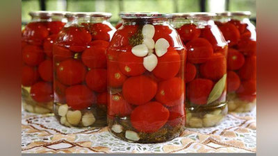 'Samarqandda hasharga chiqqan 19 yoshli yigit uy sharoitida tayyorlangan konservadan halok bo`ldi(video)'ning rasmi