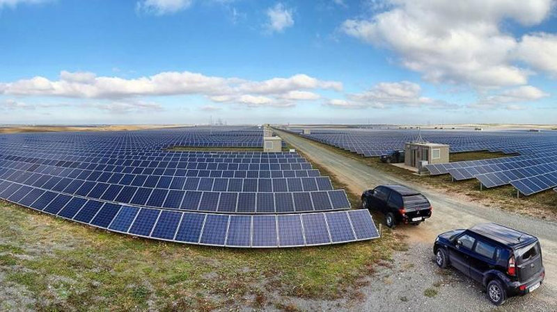 'Xitoy Andijonda katta quvvatga ega quyosh fotoelektr stansiyasini quradi'ning rasmi