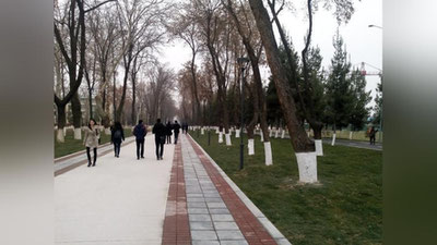 'Dam olish kunlari  iliq ob-havo bizni hursand qilishda davom etadimi?'ning rasmi