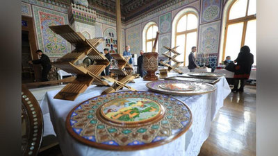 'O`zbekiston bo`ylab “Milliy suvenirlar” festivali o`tkazilmoqda'ning rasmi