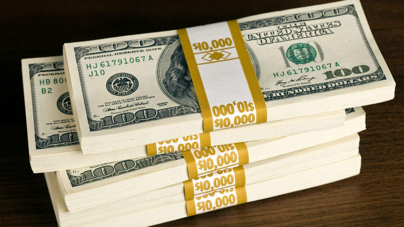 'Dollarning rasmiy kursi koʻtarilishda davom etmoqda'ning rasmi