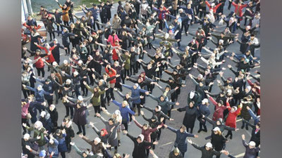 Изрображение 'Минздрав провел массовую акцию к Всемирному дню борьбы со СПИДом (фото)'