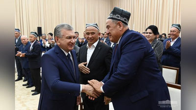 'Қашқадарёда барпо этиладиган Еттитом шаҳарчасидаги уйлар томига қуёш энергияси панеллари ўрнатилади'ning rasmi