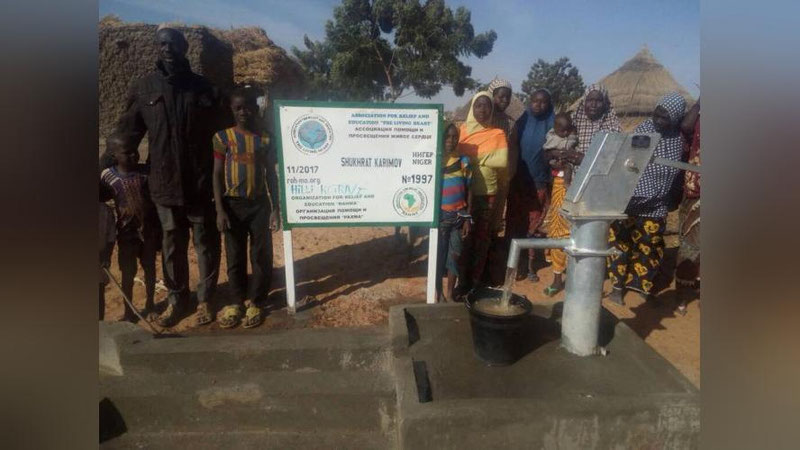 'VATANDOShIMIZ NIGERIYa AHOLISI UChUN QUDUQLAR QURMOQDA'ning rasmi