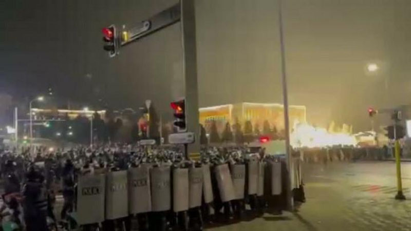 'Тўқаев Қозоғистондаги антитеррор ҳаракатлари қачонгача давом этиши ҳақида гапирди'ning rasmi