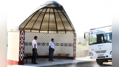 'Qoraqalpoqcha brend. Qonliko`lda «Qora uy bekat» qurildi'ning rasmi