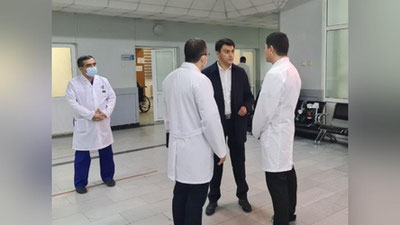 'Yangi vazir Yangi yil kechasida Toshkentdagi shifoxonalarni aylandi'ning rasmi