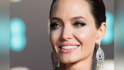 'Anjelina Joli ruhiy xastaliklar shifoxonasiga tushdi (Video)'ning rasmi