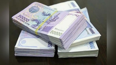 'Farg`onada fuqarolarning o`n million so`mdan ortiq aviachipta pullari undirib berildi'ning rasmi