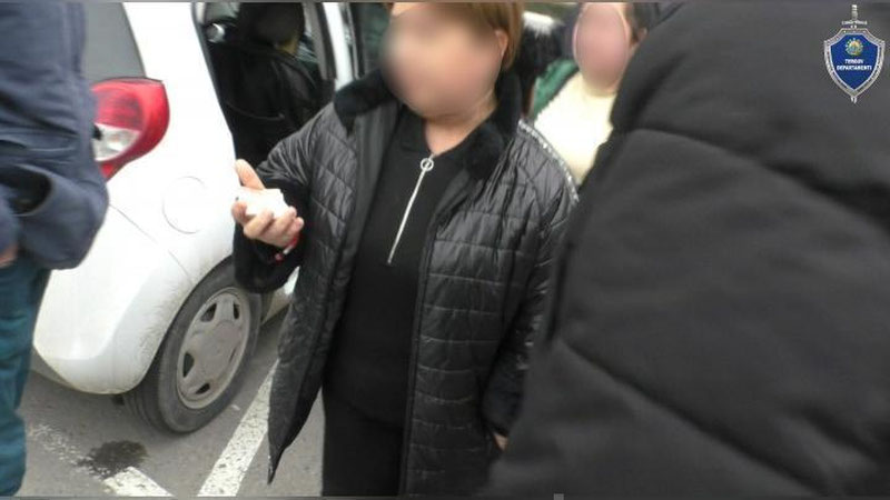 'Toshkentda qizining sha`nini pullamoqchi bo`lgan ona qo`lga olindi'ning rasmi