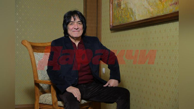 'Davron Foipov  konsertda qulagan tom ​va Makkaga qadam bosishga qo`rqqani haqida'ning rasmi