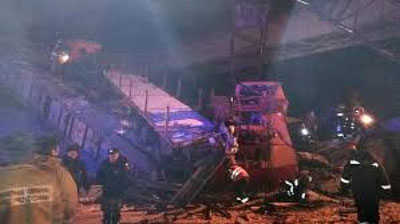 'Rossiyada avtomobil ko`prigi qulab tushdi (video)'ning rasmi