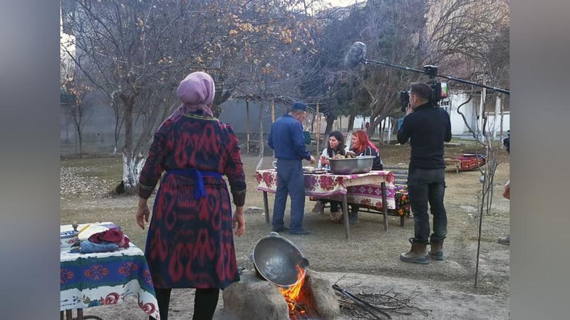 'Зомин ва Нурота тоғлари “The Worldʼs Dangerous Roads” (Дунёнинг хавфли йўллари) туристик телешоусида эфирга узатилади'ning rasmi