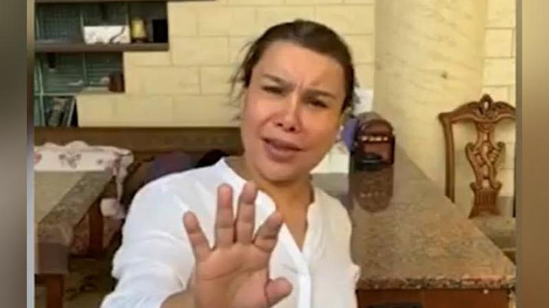 'Юлдуз Усмонова: "Оналар мендан хафа бўлмасин, ҳақиқат юзага чиқади"'ning rasmi