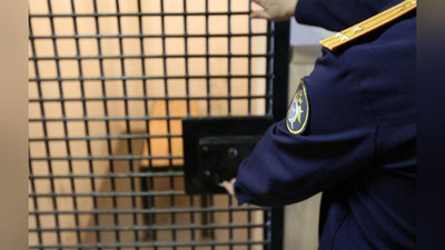 'O`zbekistonlik erkak Rossiyada 18 yoshli qizni zo`rladi'ning rasmi