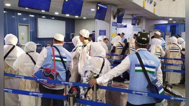 'Koronavirus sababli o`zbekistonlik Umra ziyoratchilari Saudiya Arabistonidan olib ketildi'ning rasmi