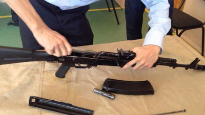 Изрображение 'Школы обеспечат учебным оружием'