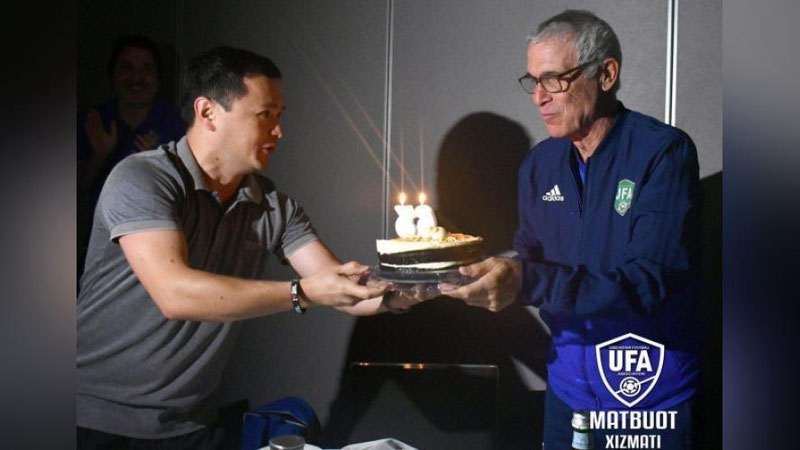 'Ektor Kuper bugun 63 yoshni qarshiladi'ning rasmi