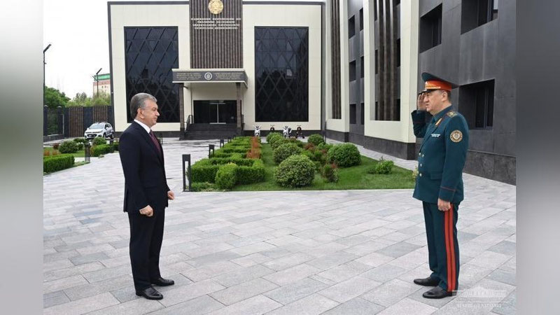 'Бугун ички ишлар ходимлари куни. Президент соҳа вакилларини табриклади'ning rasmi